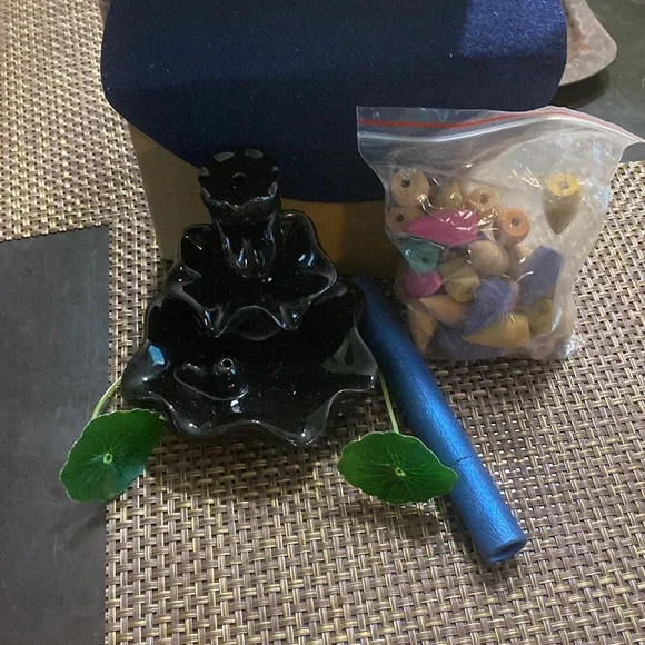 Miniature incense waterfall set - Picture 2 of 4